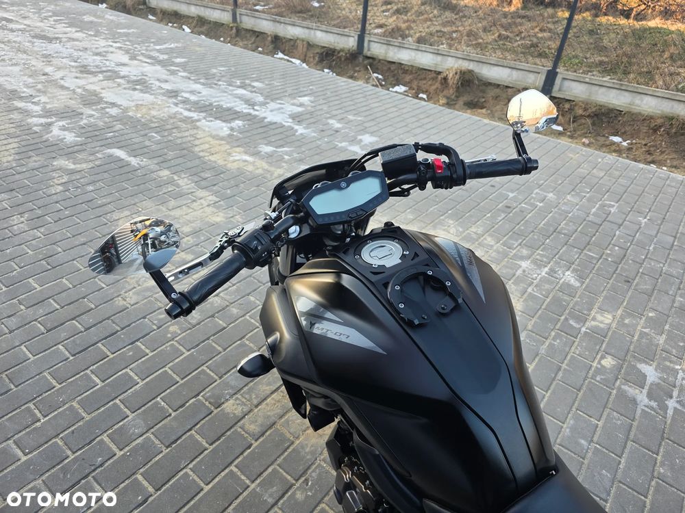 Yamaha MT - 18