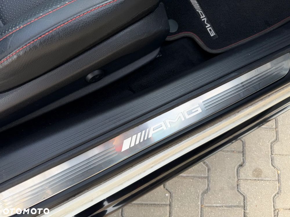 Mercedes-Benz Klasa C AMG 43 4Matic 9G-TRONIC - 15