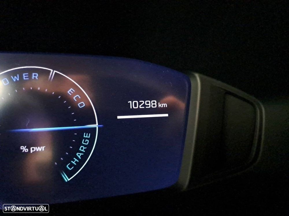 Peugeot e-2008 54 kWh Allure - 13