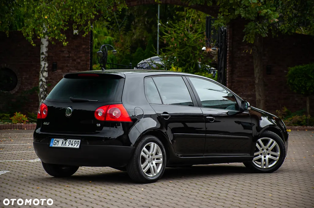 Volkswagen Golf 1.6 Comfortline - 19
