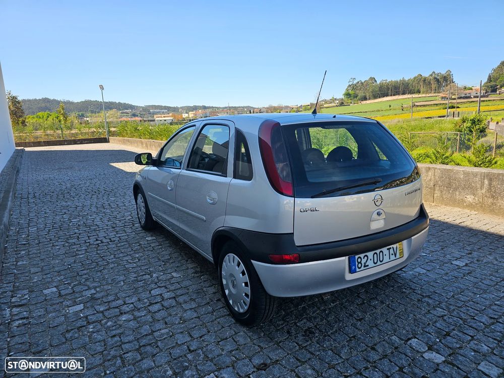 Opel Corsa 1.7 DTi 16V Confort - 8