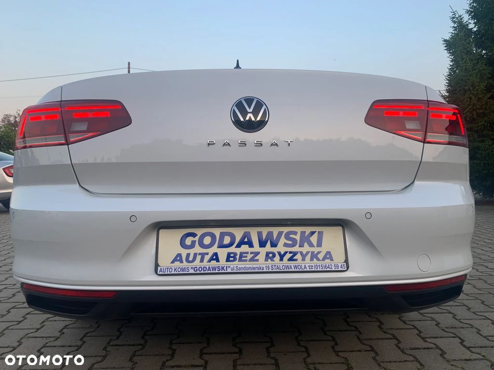 Volkswagen Passat 2.0 TDI EVO Business DSG - 10