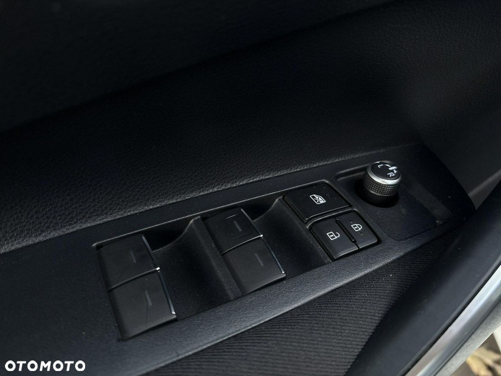 Toyota Corolla 1.5 Comfort - 19