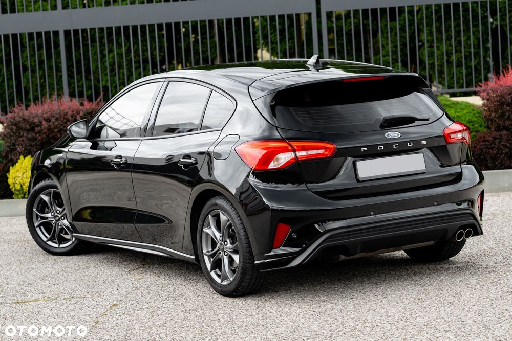 Ford Focus 1.0 EcoBoost Start-Stopp-System ST-LINE - 10