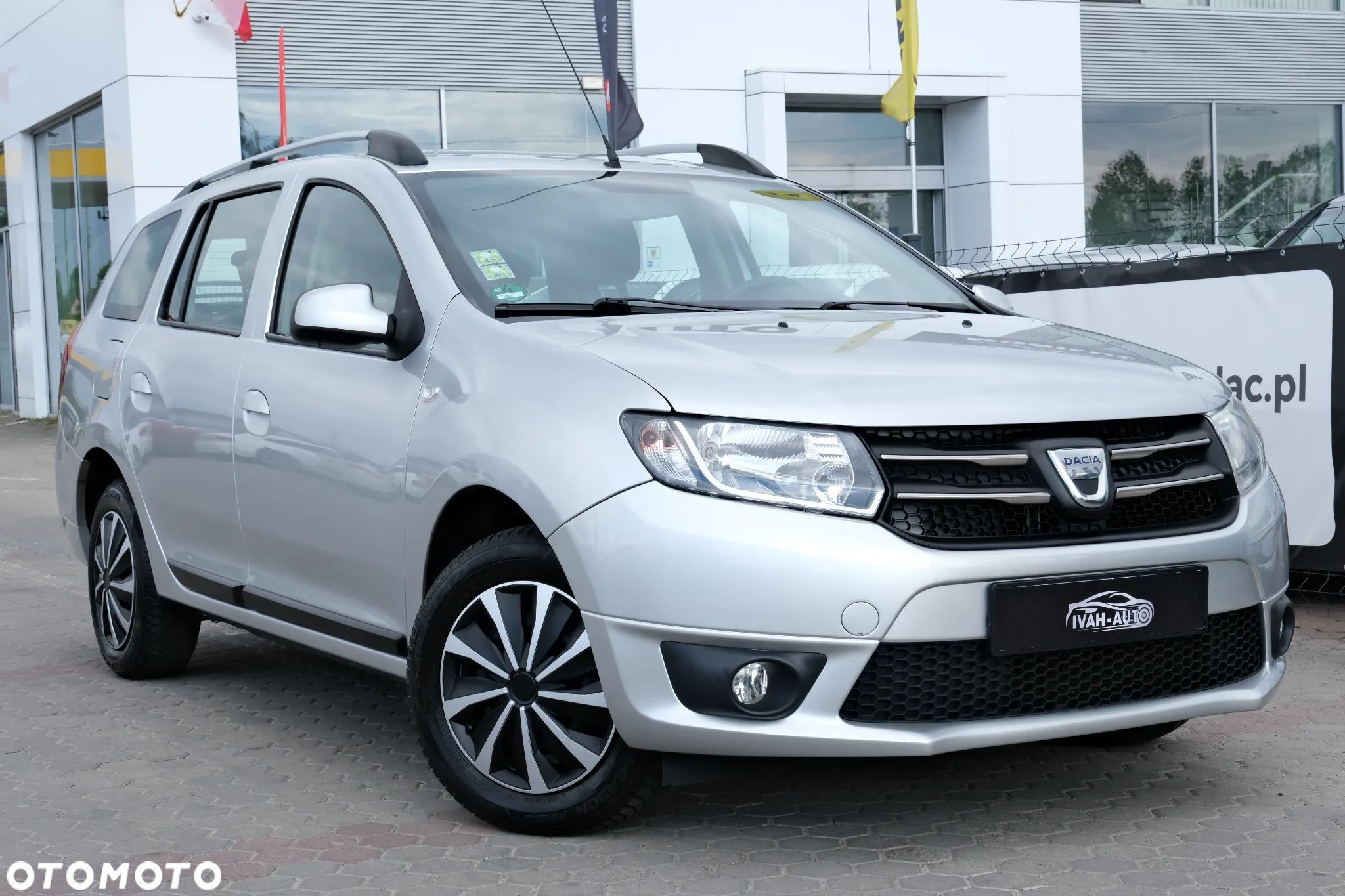Dacia Logan MCV 1.2 16V 75 Ambiance - 1
