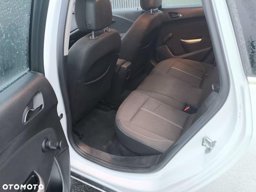 Opel Astra 1.4 Turbo Design Edition - 9