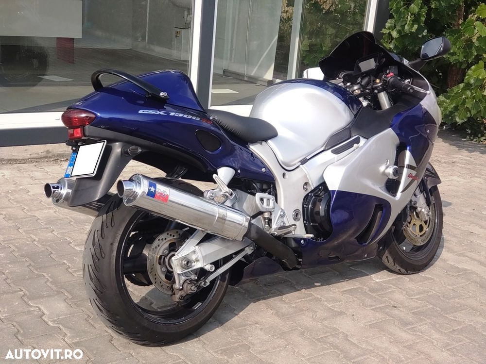 Suzuki GSX 1300R Hayabusa - 4
