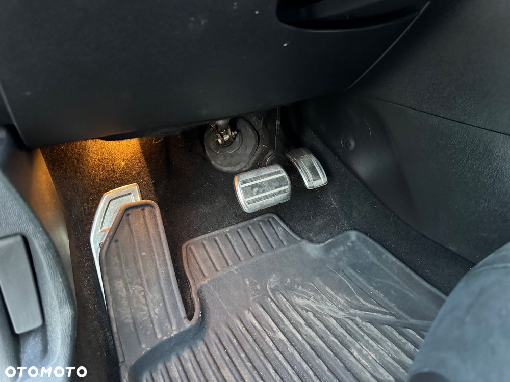 Peugeot 308 PureTech 225 EAT8 Stop & Start GT - 19