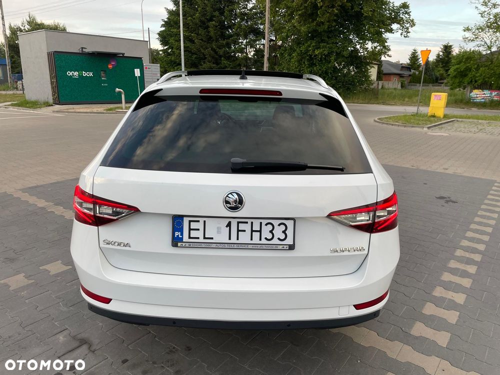 Skoda Superb 2.0 TDI Style - 6