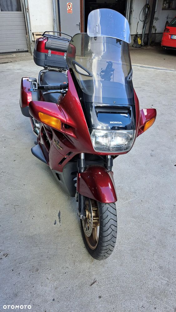 Honda ST - 1