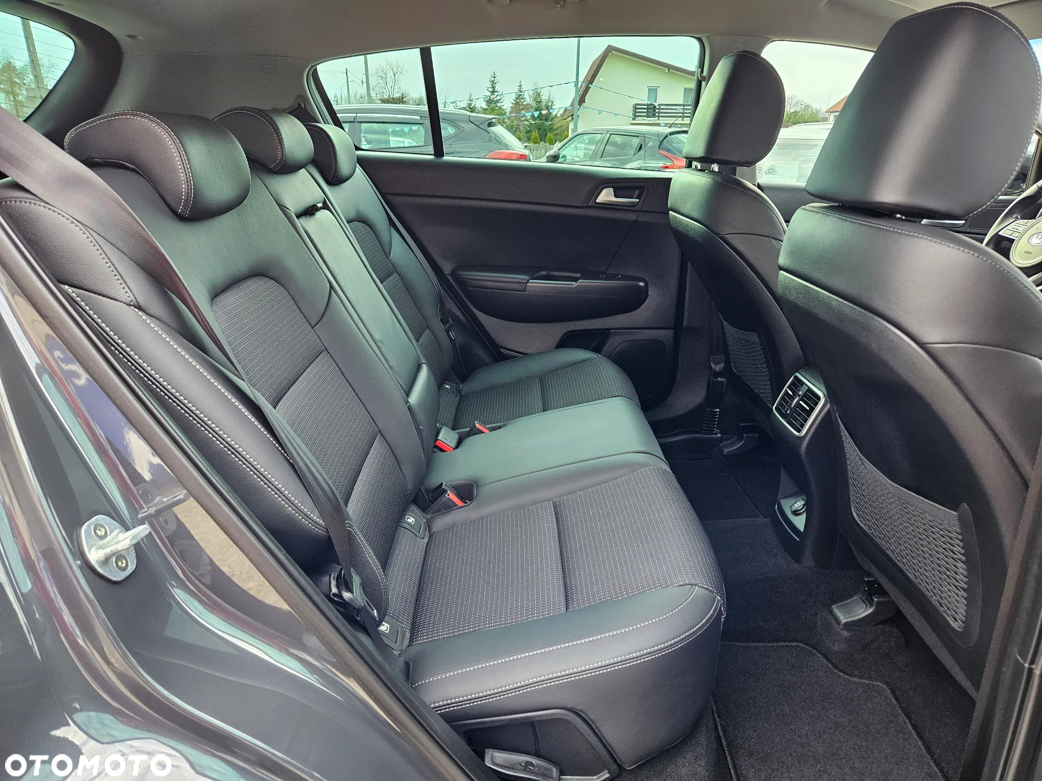 Kia Sportage 1.6 T-GDI L Business Line Plus 2WD - 24