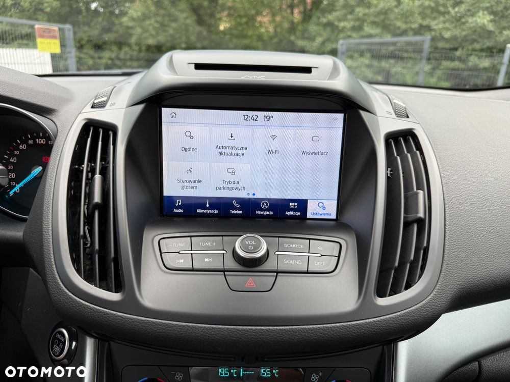 Ford Kuga 1.5 EcoBoost 2x4 Titanium - 22