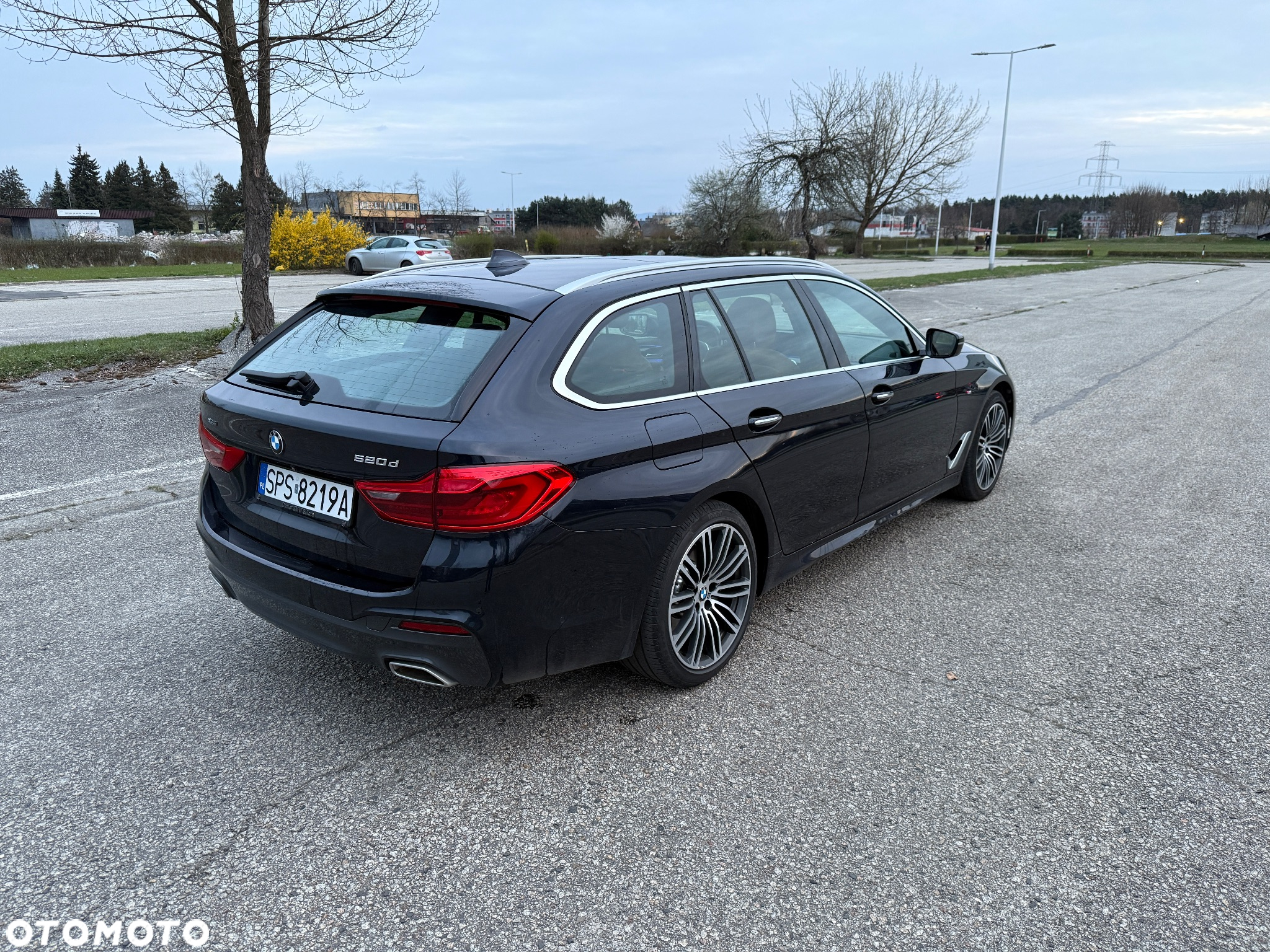 BMW Seria 5 520d xDrive Touring M Sport Edition - 8