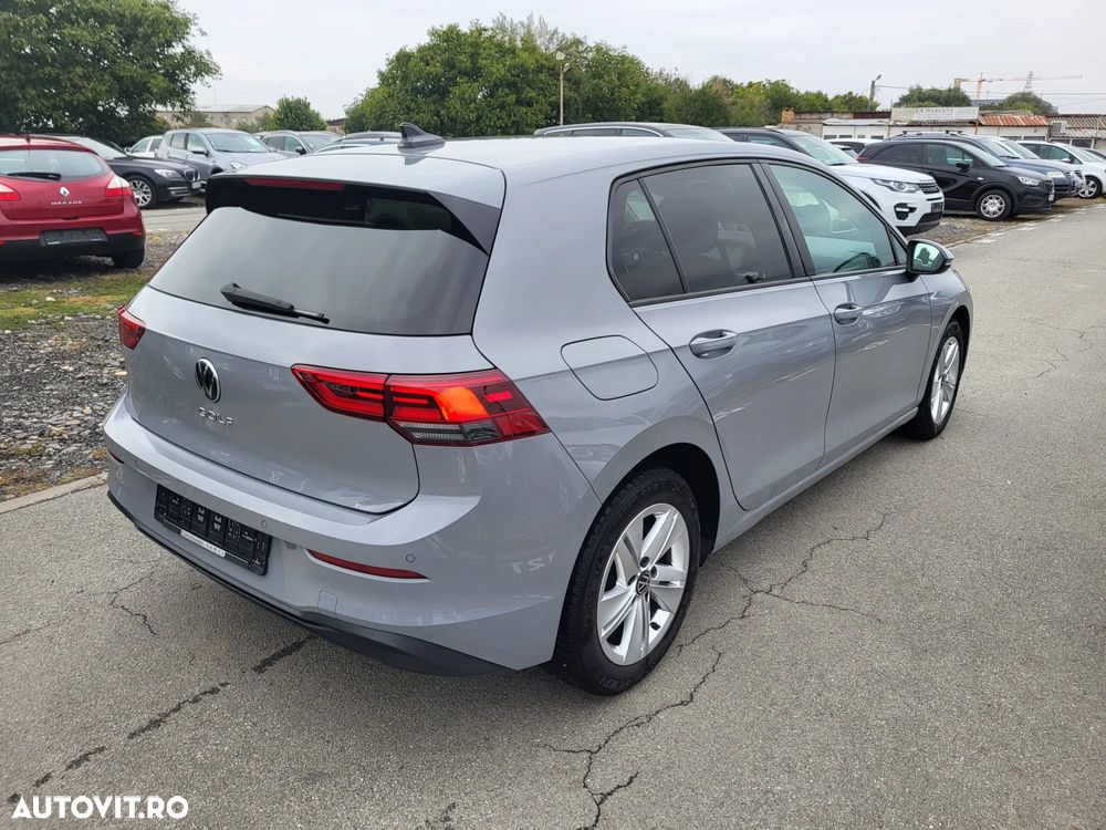 Volkswagen Golf - 4