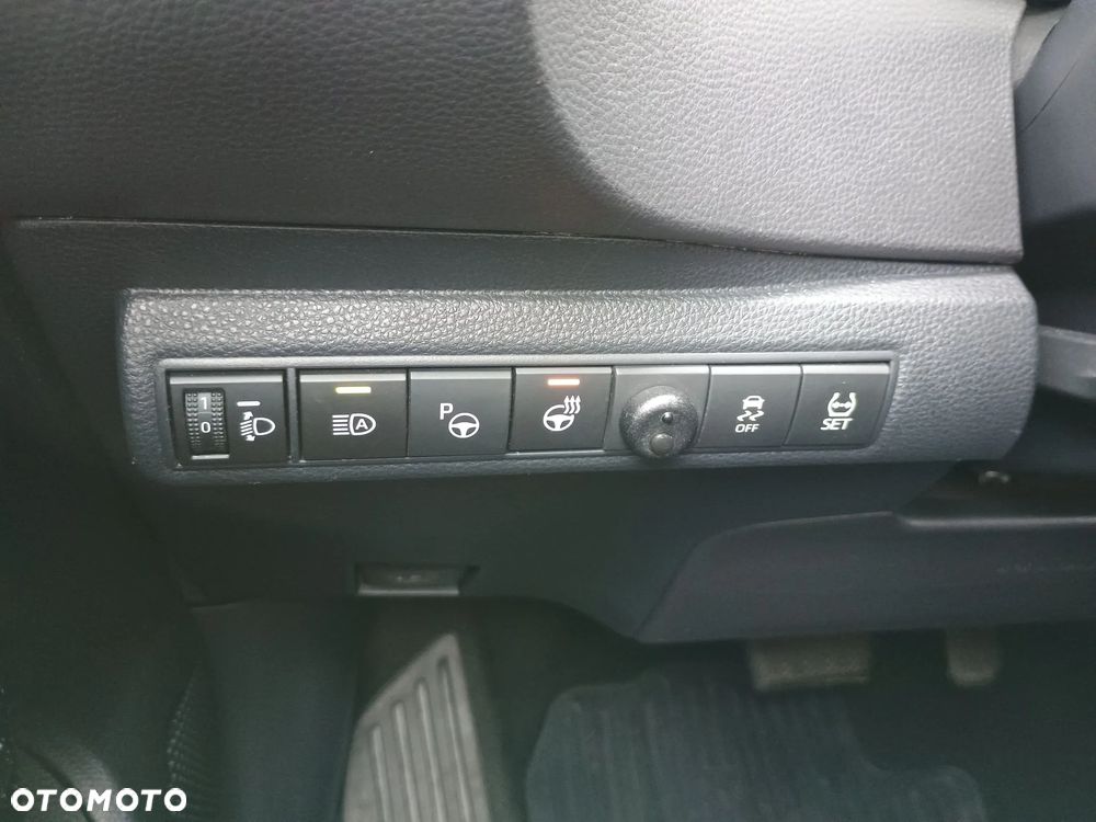 Toyota Corolla 1.8 Hybrid Executive - 21