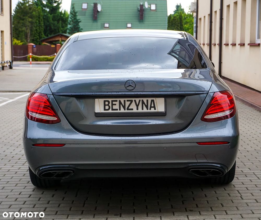 Mercedes-Benz Klasa E 200 CGI BlueEFFICIENCY Automatik Avantgarde - 20