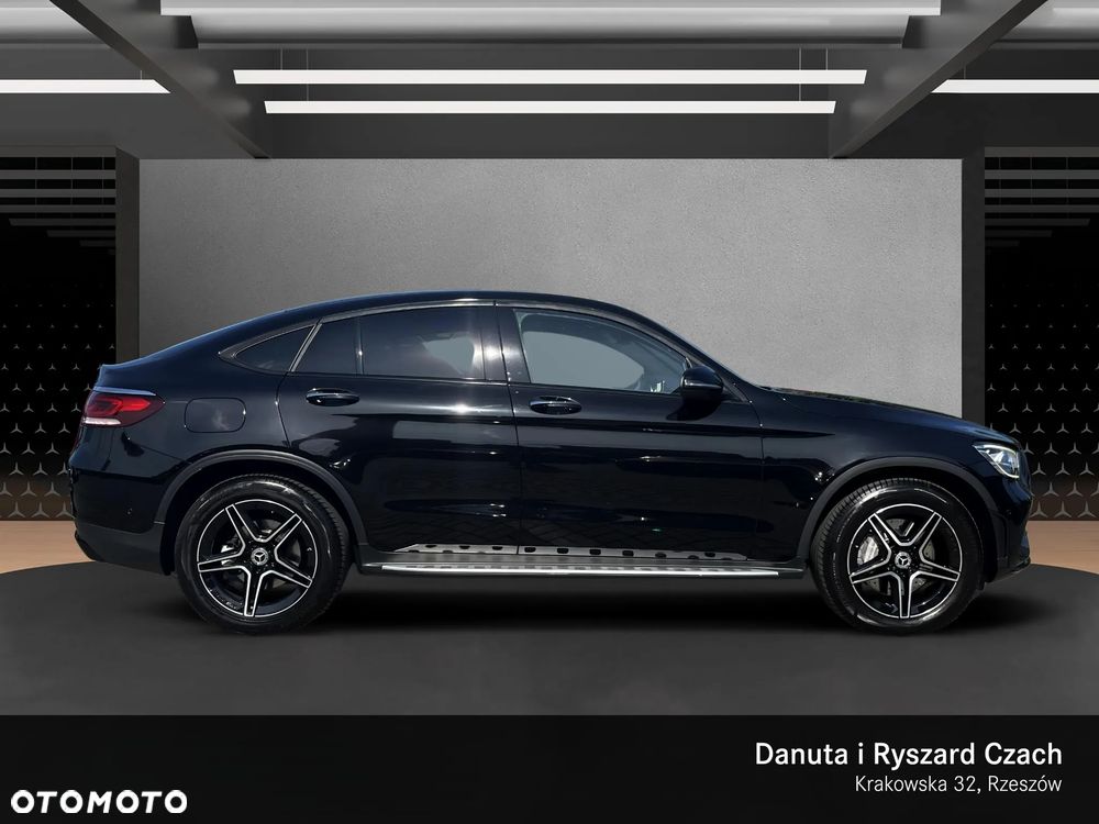 Mercedes-Benz GLC 300 e 4-Matic - 7