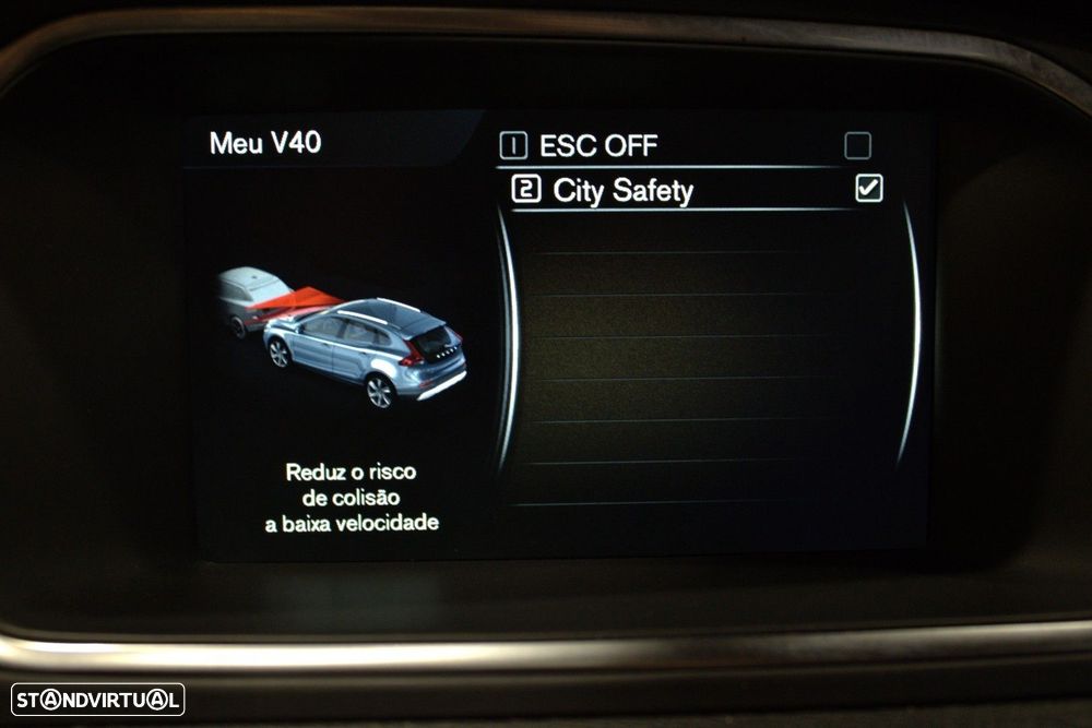 Volvo V40 Cross Country 2.0 D2 Kinetic Geartronic - 29