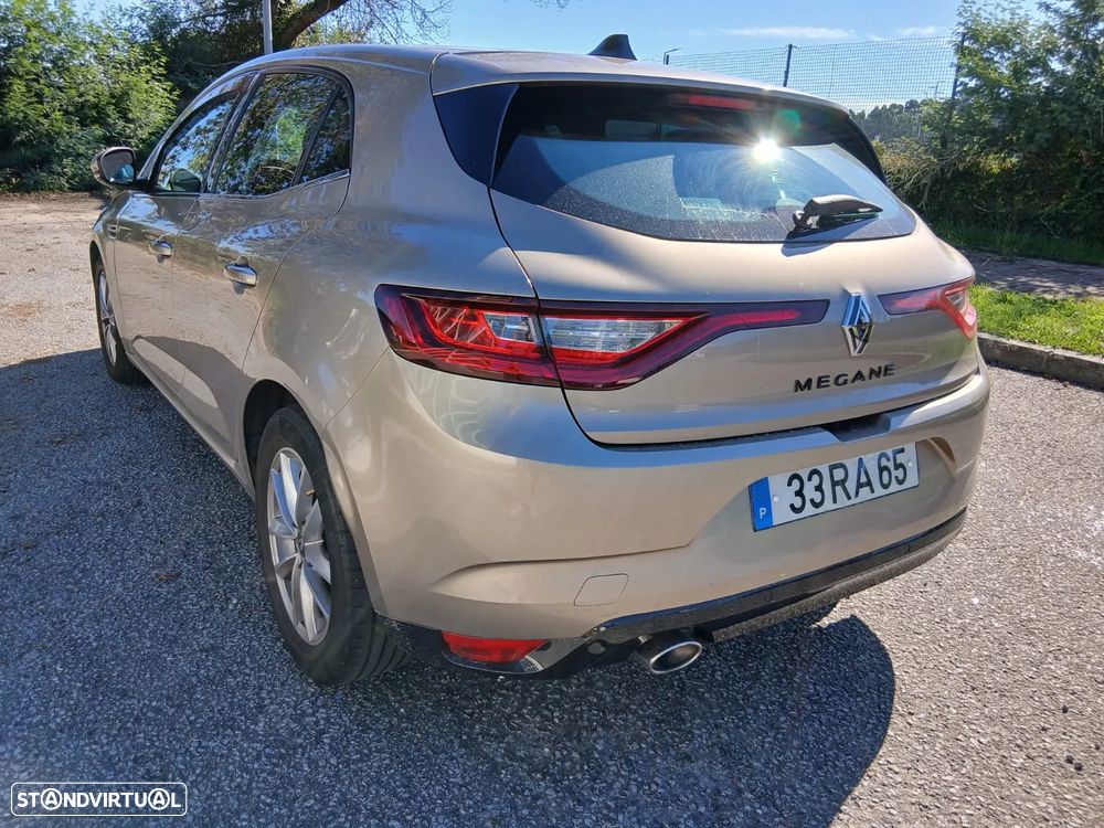 Renault Mégane 1.5 dCi Intens - 10