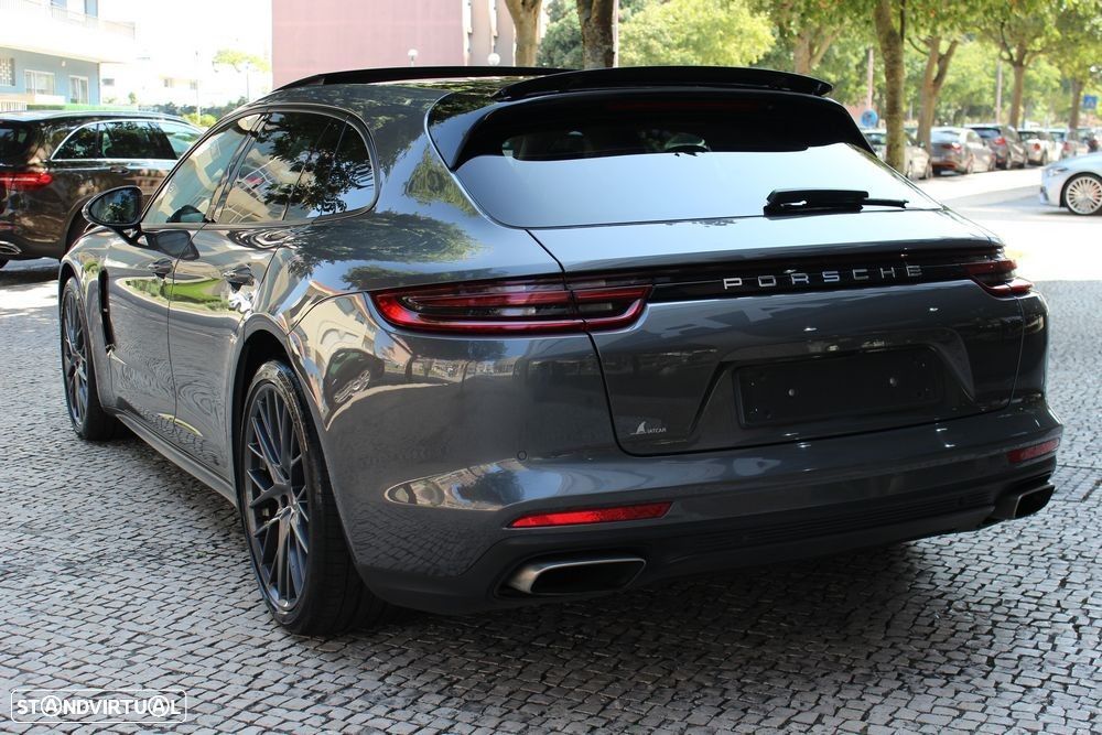 Porsche Panamera Sport Turismo 4 - 11