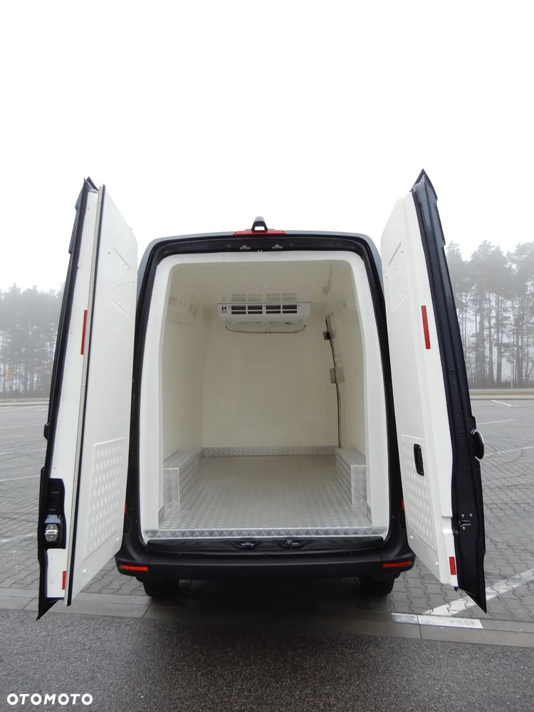 Mercedes-Benz Sprinter 319 CDI V6 3.0 CDI 190 KM Automat 7G-Tronic 4X4 Chłodnia -30*C Agregat Chłodniczy Rozstaw Osi 3665 mm Ładowność 1067 Kg WZMACNIANY Przebieg 10 Tys Km Jedyny Taki UNIKAT Stan NOWY Jak Z Fabryki POLECAM - 14