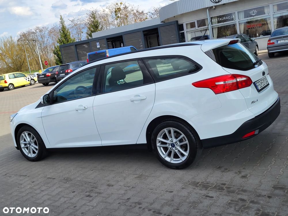 Ford Focus 1.0 EcoBoost Trend Edition Business - 11