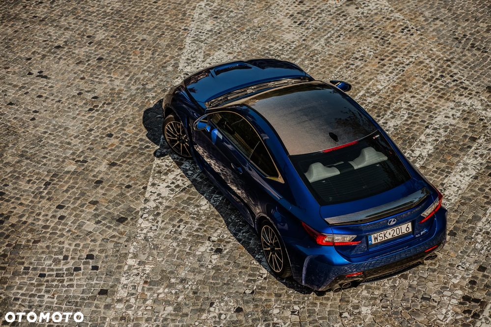 Lexus RC F Carbon - 9