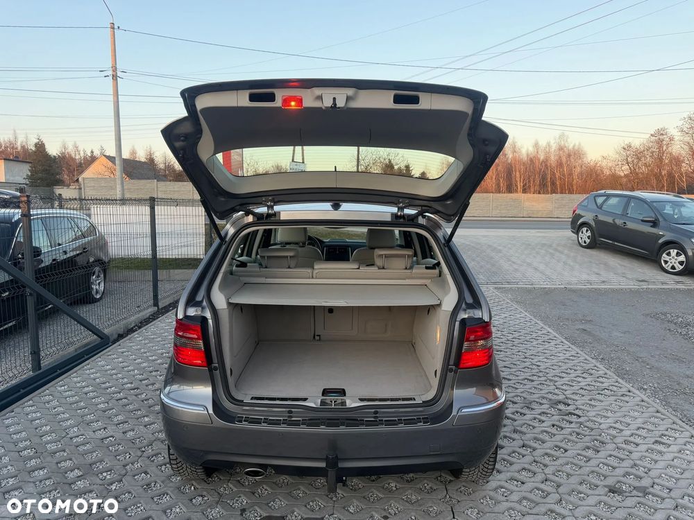 Mercedes-Benz Klasa B 200 Autotronic Grand Edition - 19