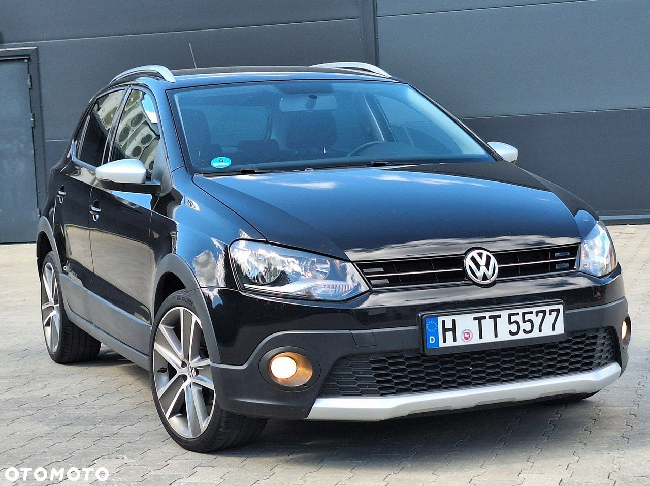 Volkswagen Polo - 1