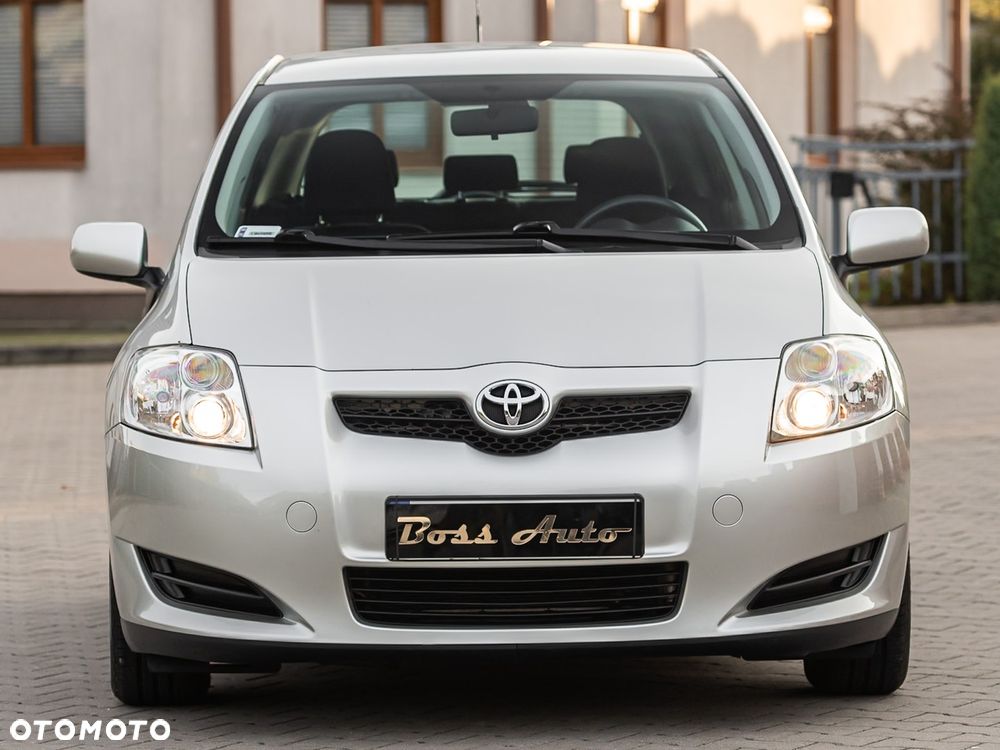 Toyota Auris - 4