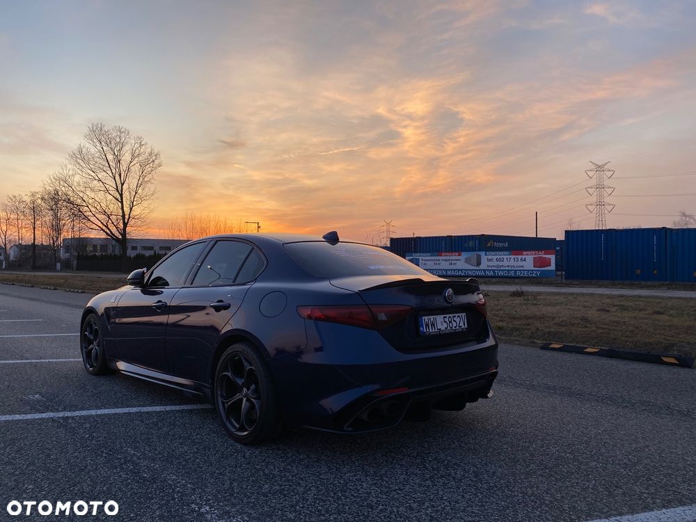 Alfa Romeo Giulia 2.9 V6 Bi-Turbo AT8 Quadrifoglio - 6