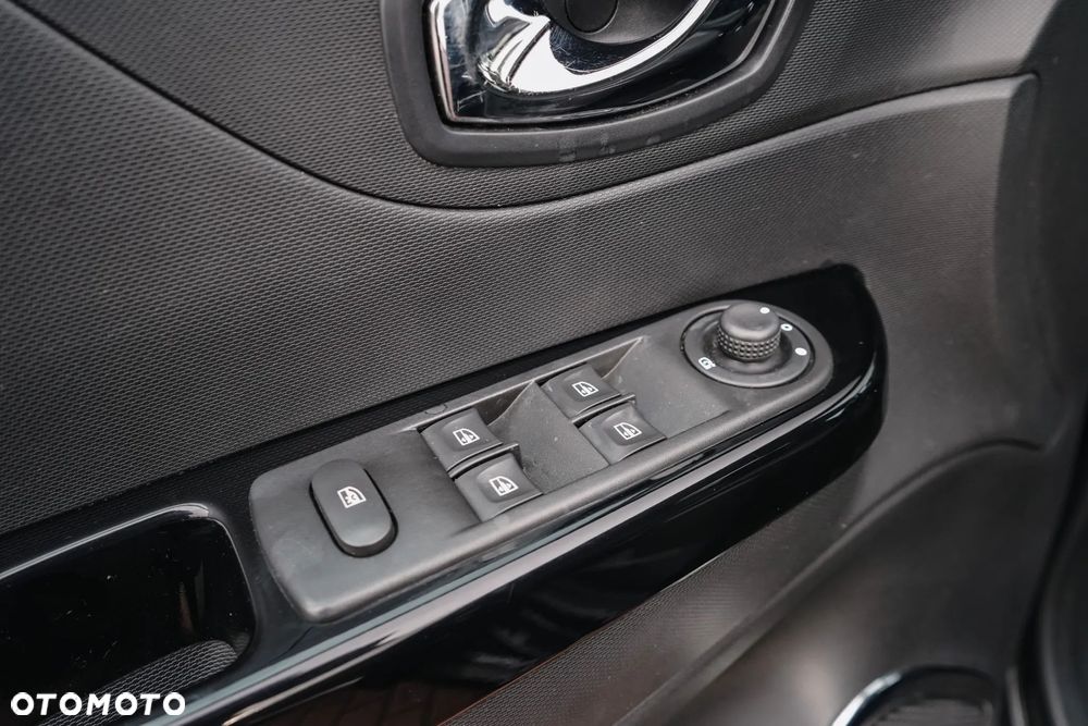 Renault Captur 1.2 TCe Zen EDC - 23