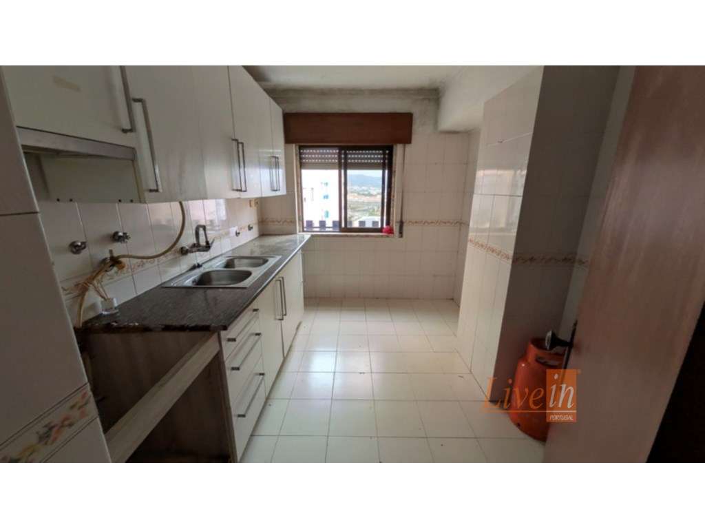Apartamento T2 no Cacém - Grande imagem: 2/19