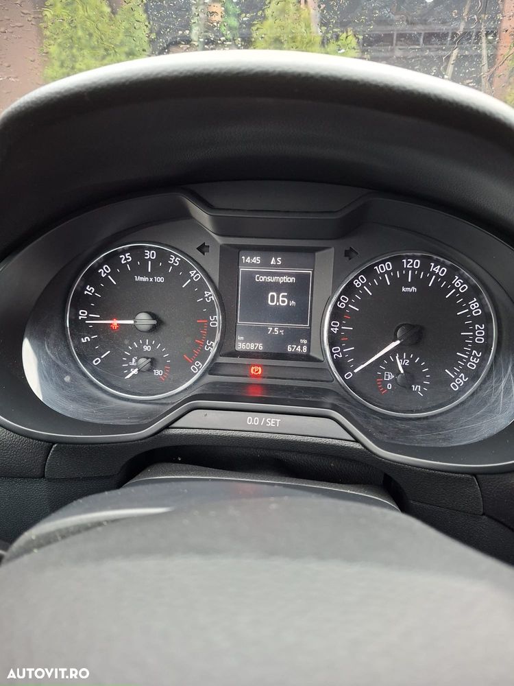 Skoda Octavia 1.6 TDI Classic - 8