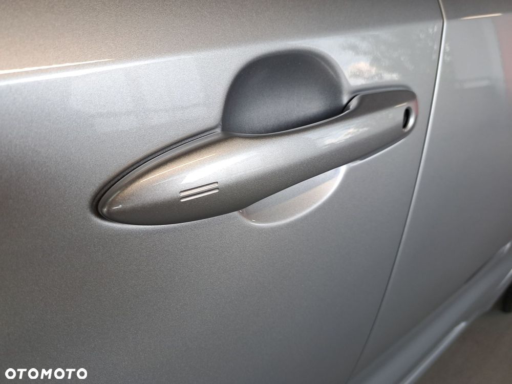 Toyota Corolla 1.8 Hybrid Comfort - 37