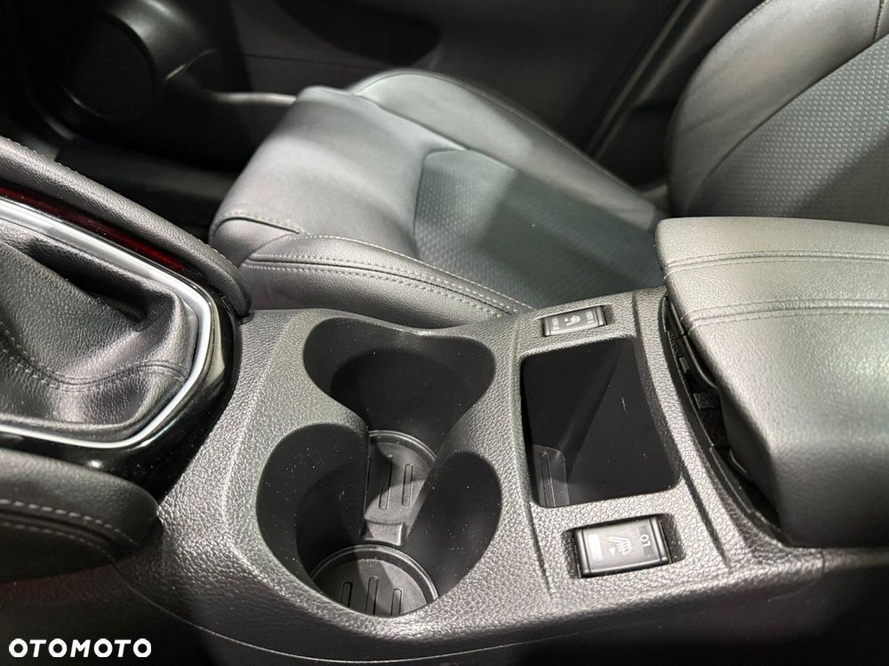 Nissan Qashqai - 37