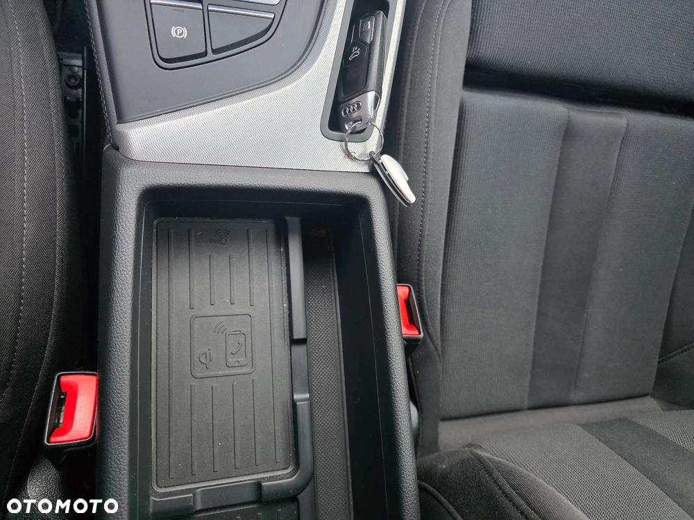 Audi A4 Limousine 2.0 TDI S tronic - 9