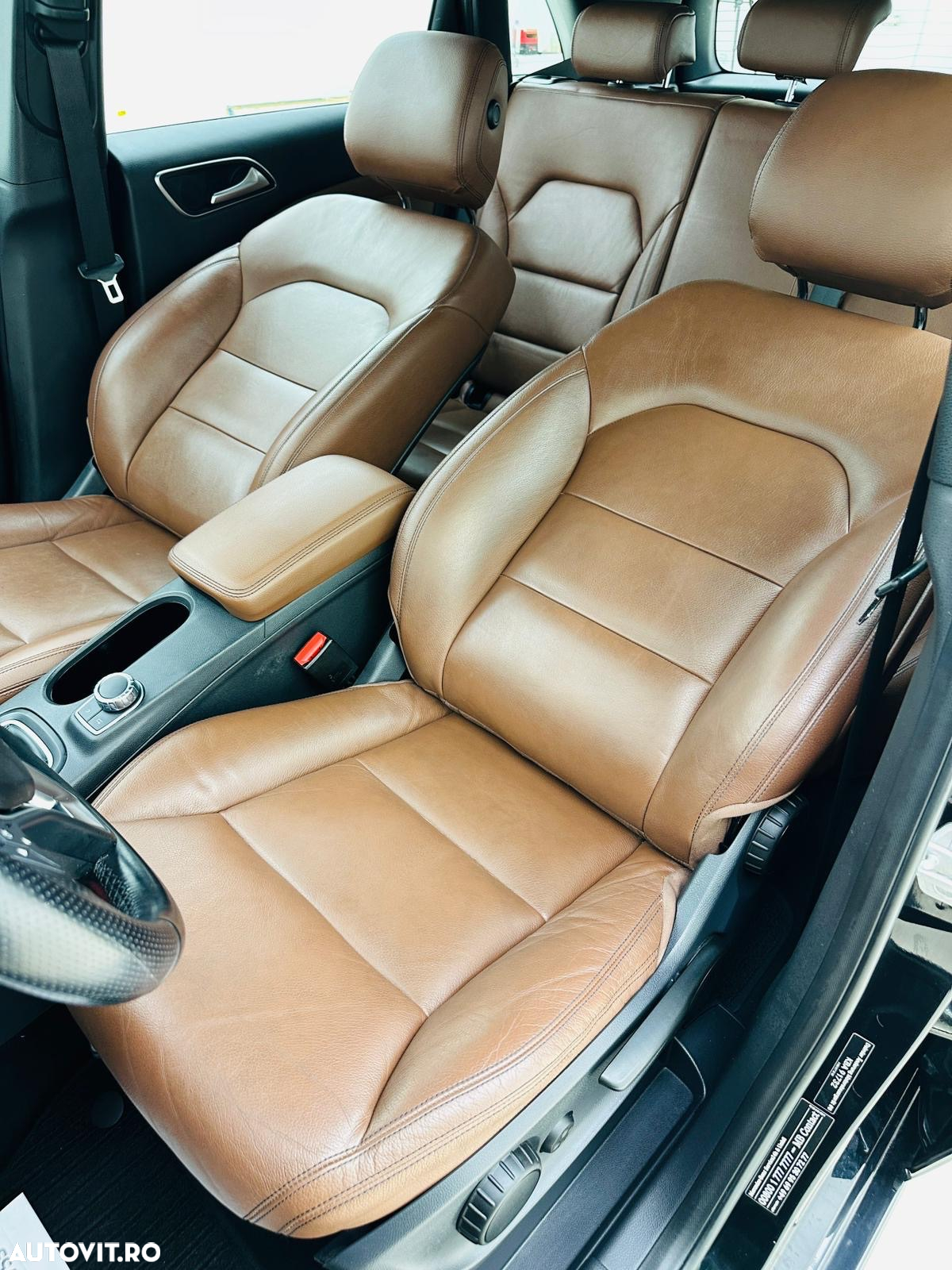 Mercedes-Benz B - 23