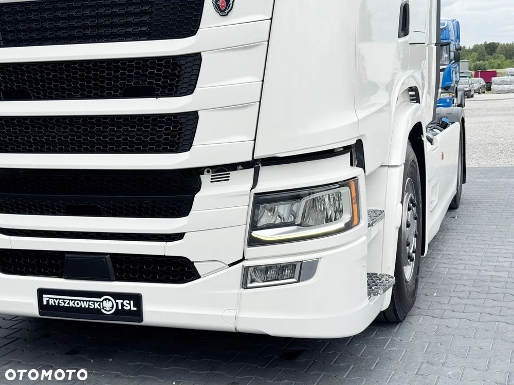 Scania S 450 / ACC / OBRACANY FOTEL / FULL LED / RETARDER / DUŻA NAVI / VIRTUAL KOKPIT / Z NIEMIEC - 4