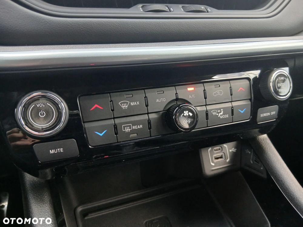 Jeep Compass 1.3 TMair Limited FWD S&S DDCT - 17