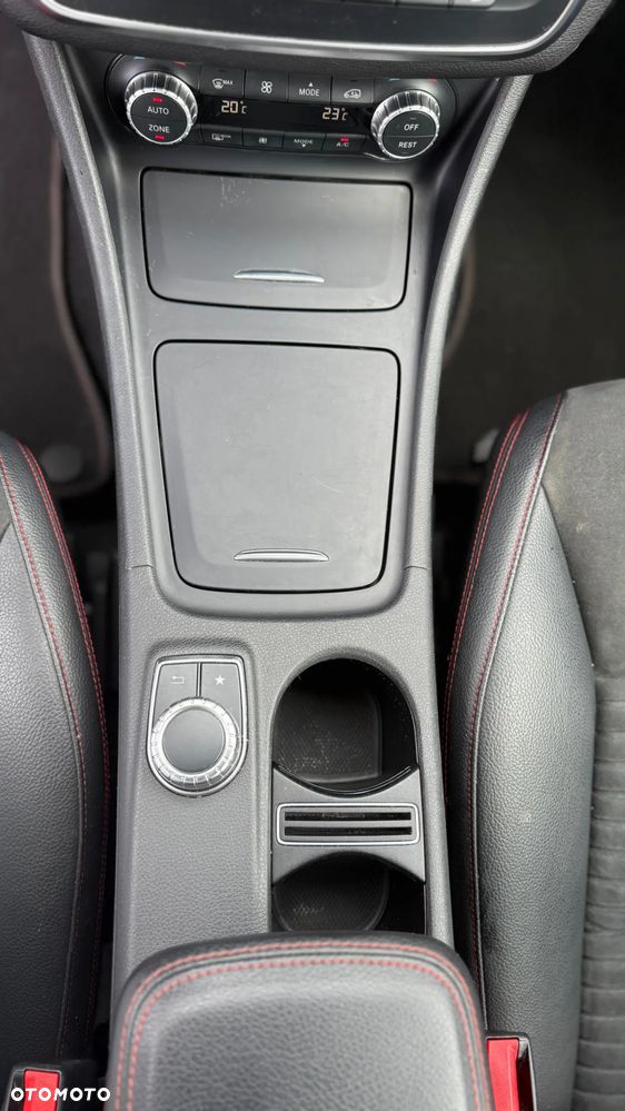 Mercedes-Benz CLA - 20