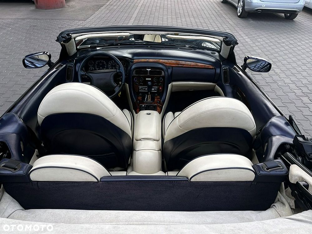 Aston Martin DB7 - 21