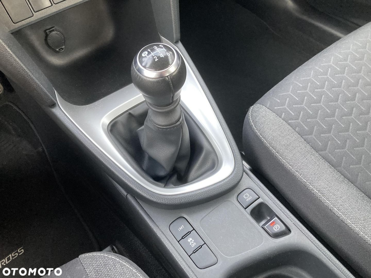 Toyota Yaris Cross 1.5 Comfort - 27