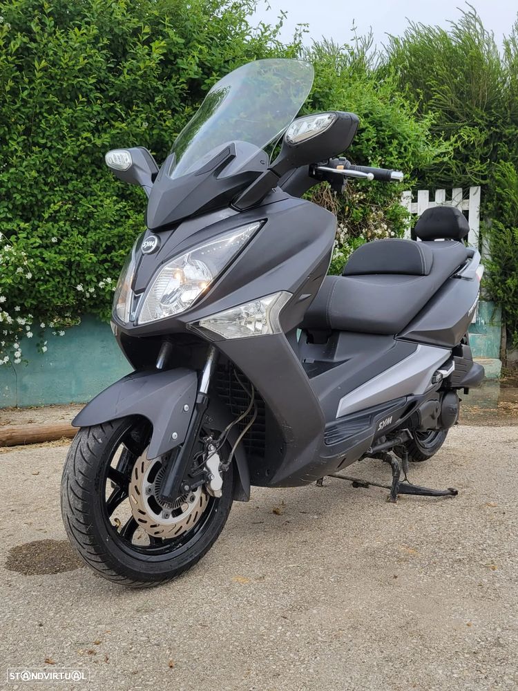 Sym GTS GTS 125i - 2