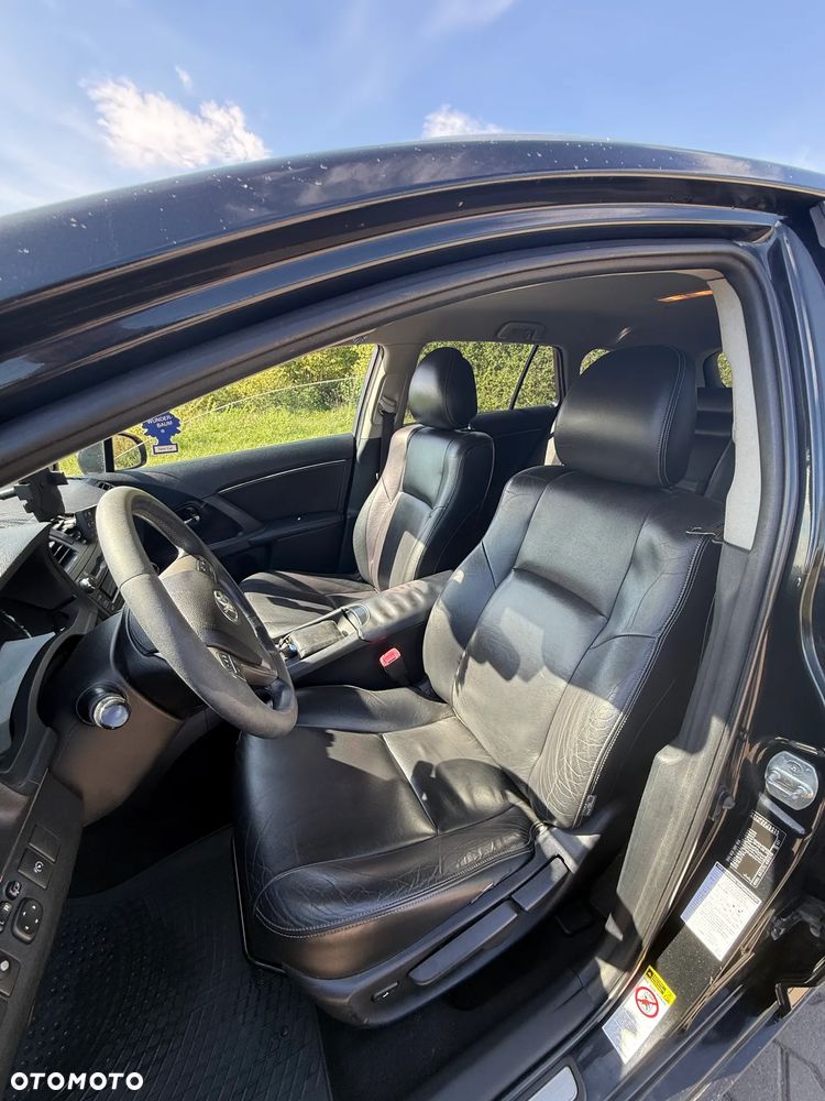 Toyota Avensis 2.0 D-4D Sol plus - 19