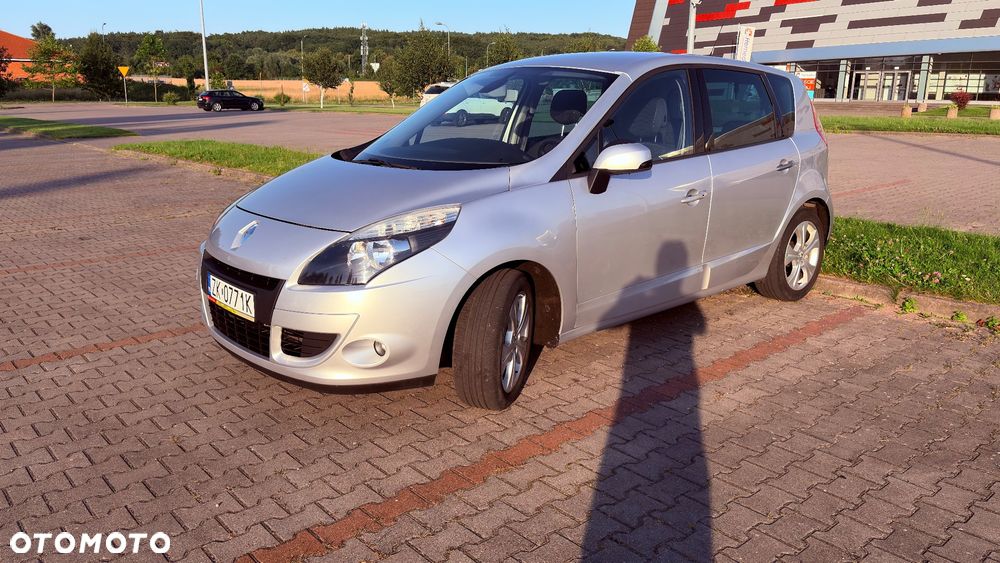 Renault Scenic 1.6 16V 110 Dynamique - 8