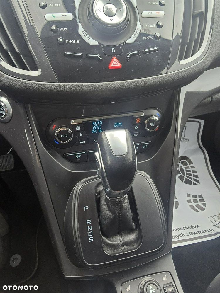 Ford Kuga - 27