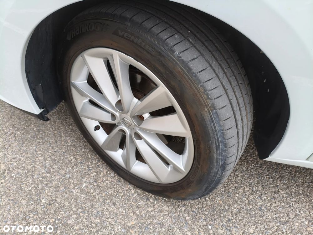 Renault Megane 1.2 16V TCe Energy Bose - 10