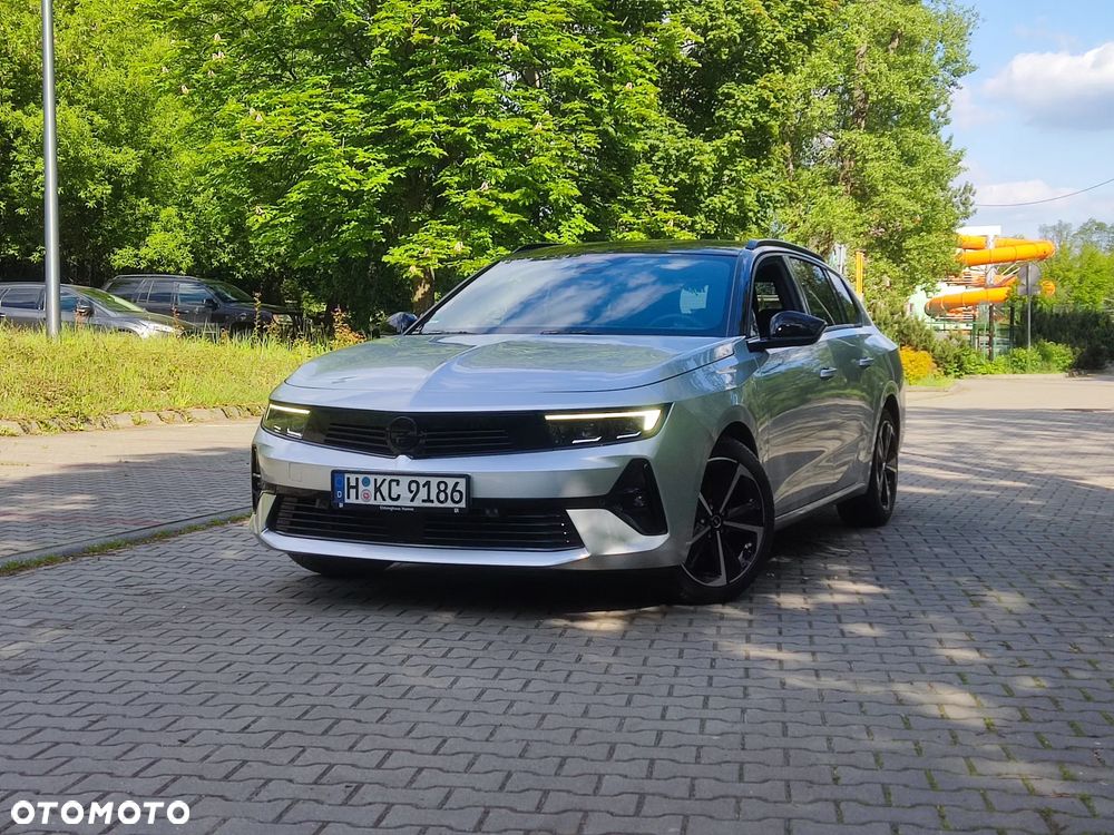 Opel Astra 1.2 Turbo GS Line - 2
