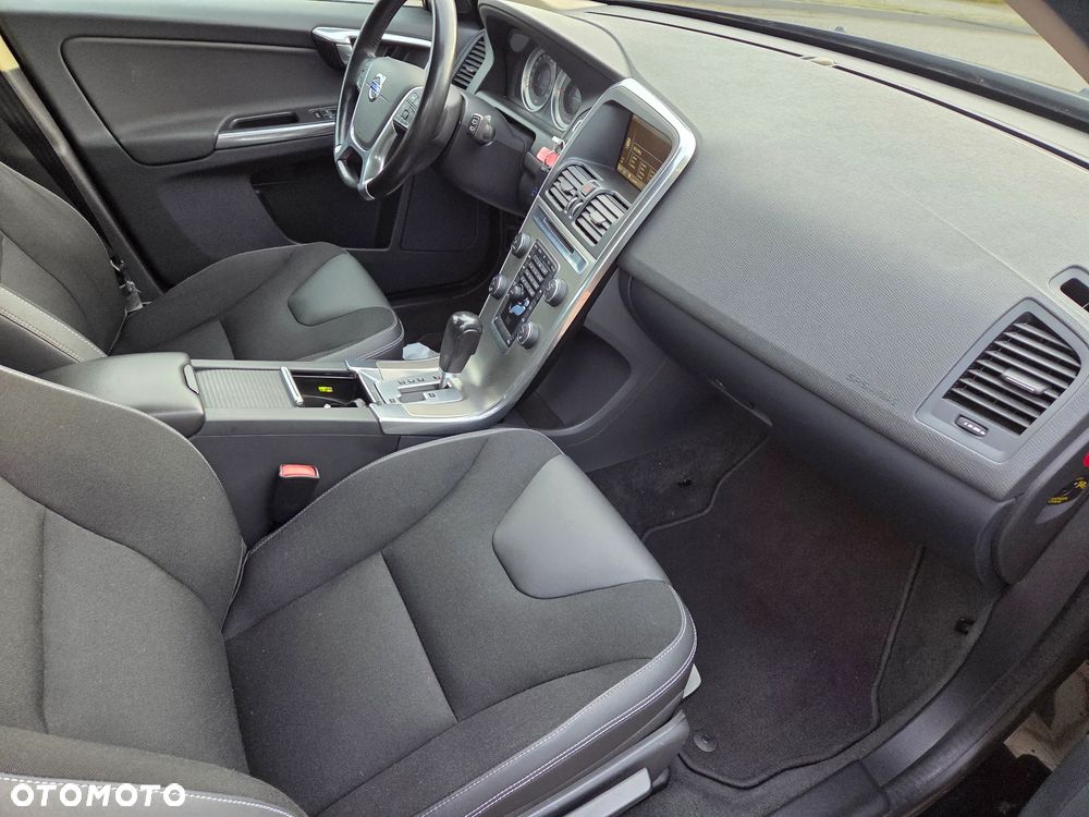 Volvo XC 60 D3 Summum - 9